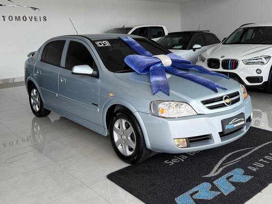 CHEVROLET ASTRA 2.0 MPFI ADVANTAGE 8V FLEX 4P MANUAL CHEVROLET ASTRA 2.0 MPFI ADVANTAGE 8V FLEX 4P MANUAL